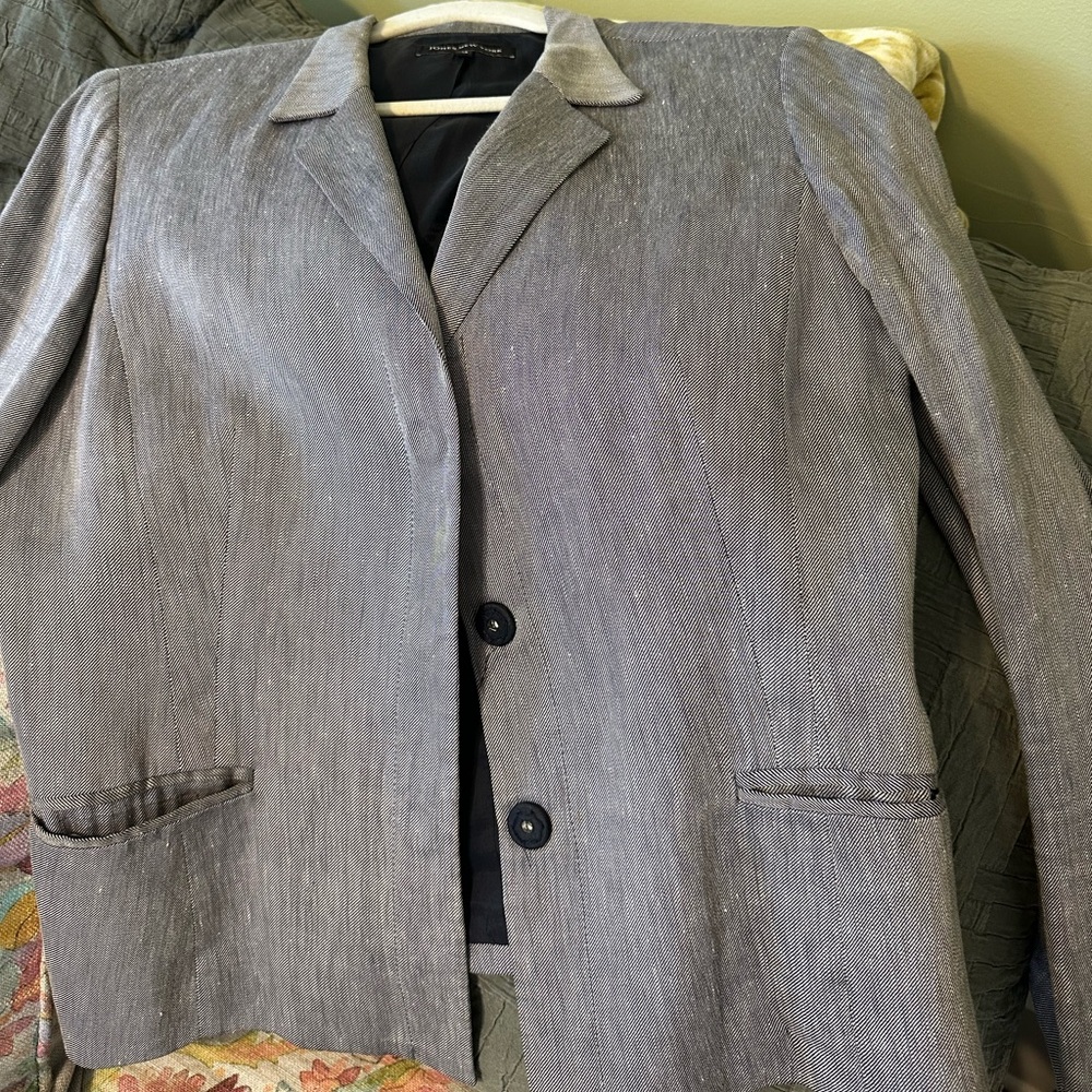Jones NY Linen suit size 14